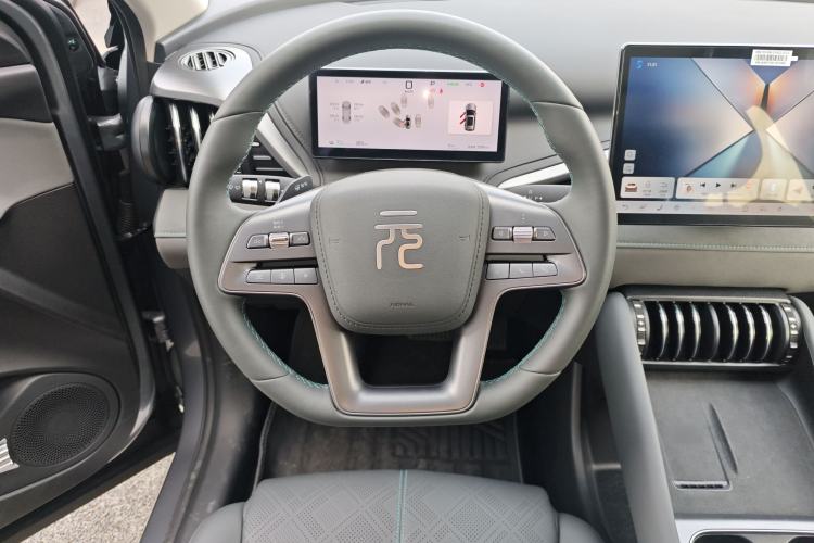 Used BYD Yuan PLUS 2025 Intelligent Driving Version 510 KM Beyond-Grade Edition Steering Wheel