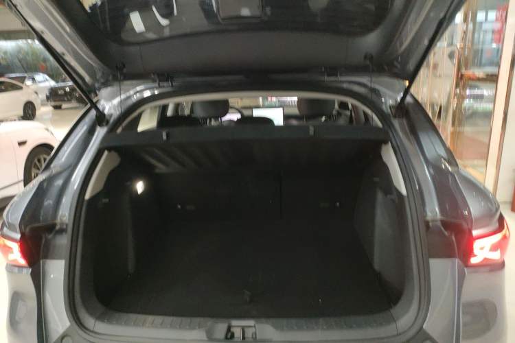 Used BYD Yuan PLUS 2025 Intelligent Driving Version 510 km Leading Edition Trunk
