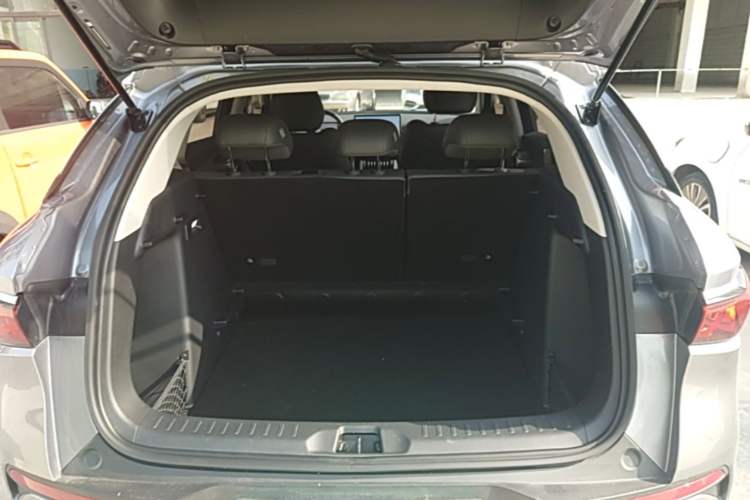Used BYD Yuan PLUS 2025 Intelligent Driving Version 430 KM – Leading Edition Trunk