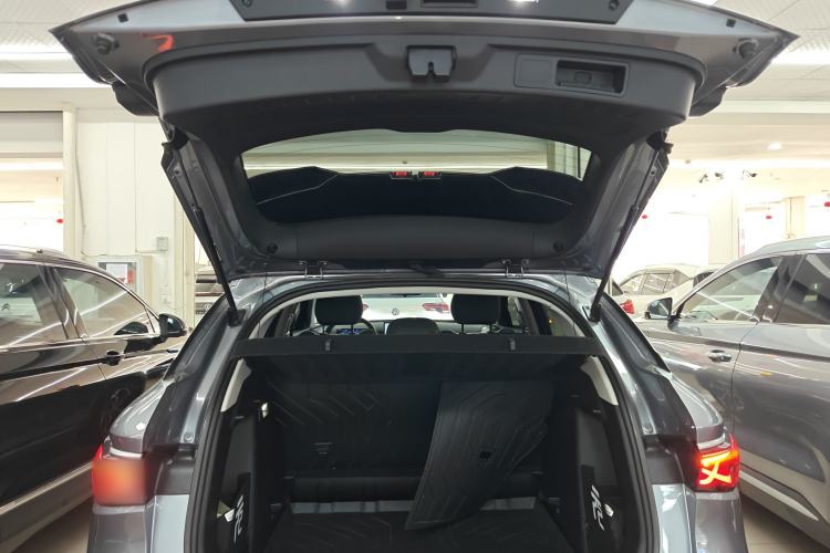 Used BYD Yuan PLUS 2025 Intelligent Driving Version 510 km Leading Edition Trunk