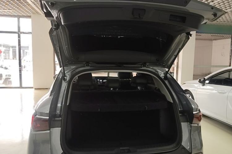 Used BYD Yuan PLUS 2025 Intelligent Driving Version 430 KM Beyond-Range Edition Trunk