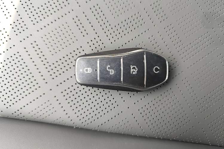 Used BYD Yuan PLUS 2025 Intelligent Driving Version 430 KM Beyond-Range Edition Vehicle Key