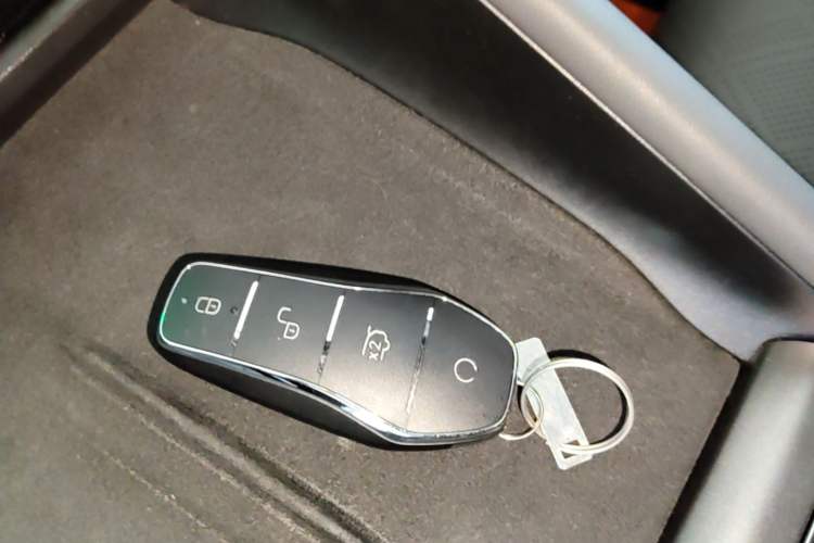 Used BYD Yuan PLUS 2025 Intelligent Driving Version 510 KM Beyond-Grade Edition Vehicle Key