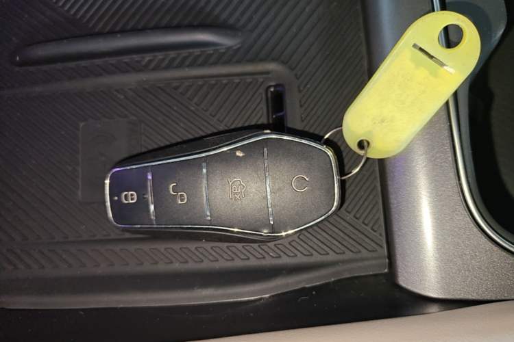 Used BYD Yuan PLUS 2025 Intelligent Driving Version 510 km Excellence Edition Vehicle Key