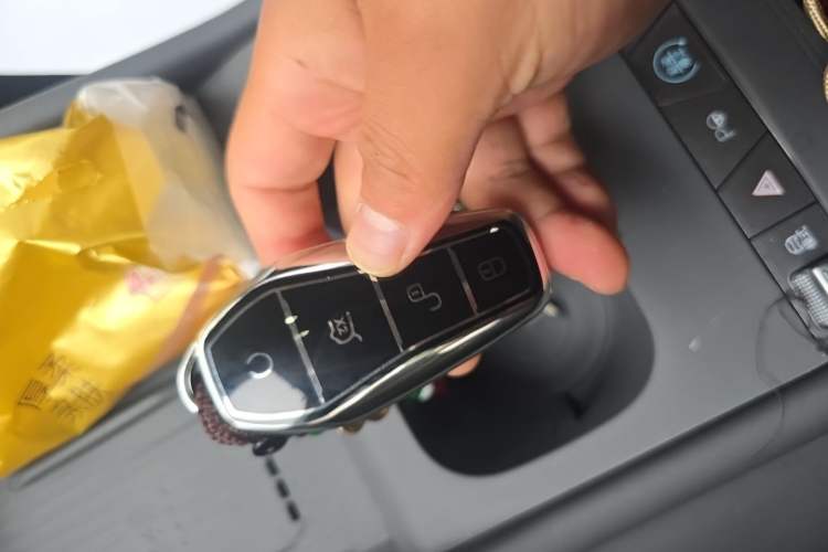 Used BYD Yuan PLUS 2025 Intelligent Driving Version 510 km Leading Edition Vehicle Key