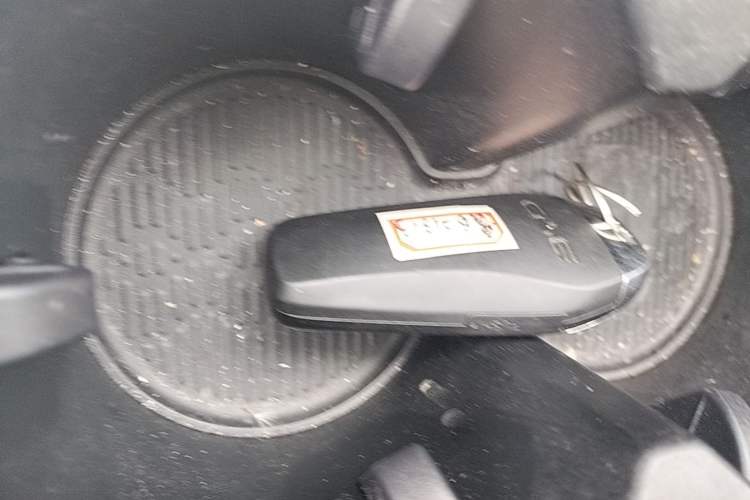 Used BYD Yuan PLUS 2025 Intelligent Driving Version 430 KM – Leading Edition Vehicle Key