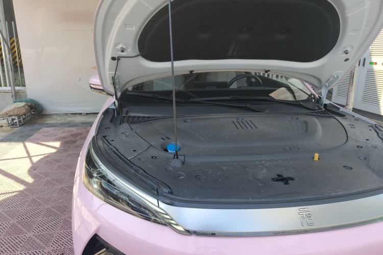 Used BYD Yuan PLUS 2025 Intelligent Driving Version 510 KM Beyond-Grade Edition Engine Bay Right