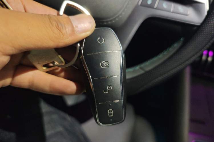 Used BYD Yuan PLUS 2025 Intelligent Driving Version 510 KM Beyond-Grade Edition Vehicle Key