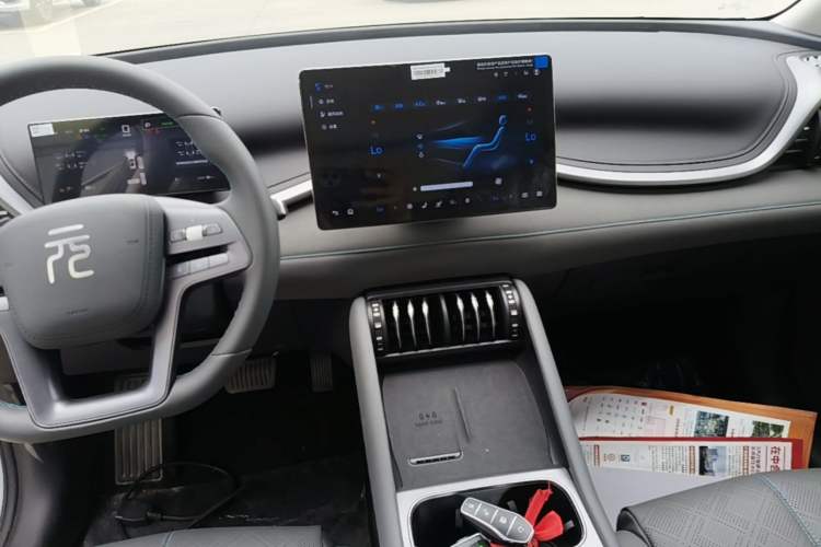 Used BYD Yuan PLUS 2025 Intelligent Driving Version 430 KM Beyond-Range Edition Audio And AC Panel