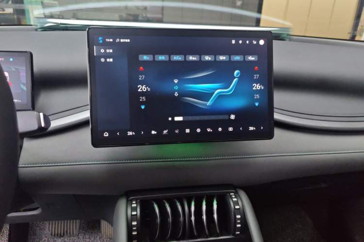 Used BYD Yuan PLUS 2025 Intelligent Driving Version 510 km Leading Edition Audio And AC Panel