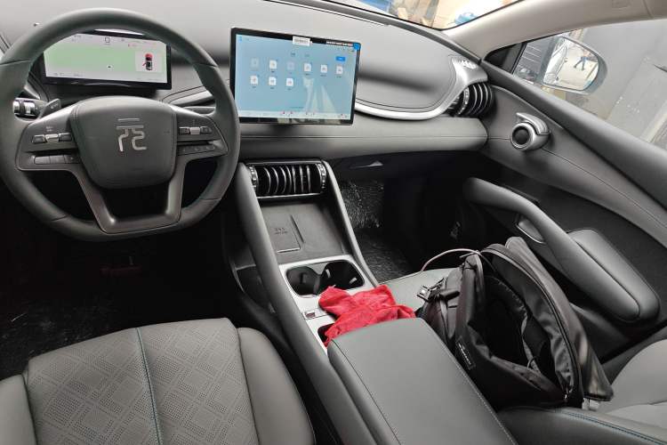 Used BYD Yuan PLUS 2025 Intelligent Driving Version 510 KM Beyond-Grade Edition Audio And AC Panel