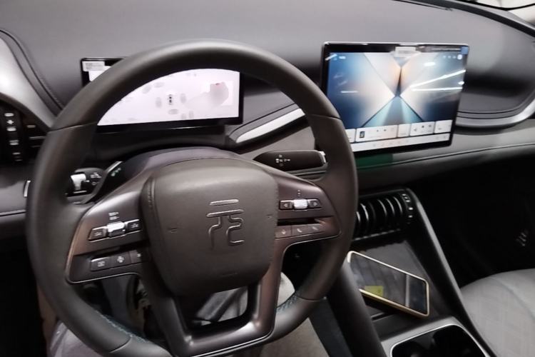 Used BYD Yuan PLUS 2025 Intelligent Driving Version 510 KM Beyond-Grade Edition Center Console