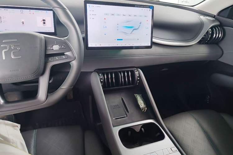 Used BYD Yuan PLUS 2025 Intelligent Driving Version 510 KM Beyond-Grade Edition Center Console