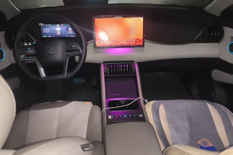 Used BYD Yuan PLUS 2025 Intelligent Driving Version 510 KM Beyond-Grade Edition Center Console