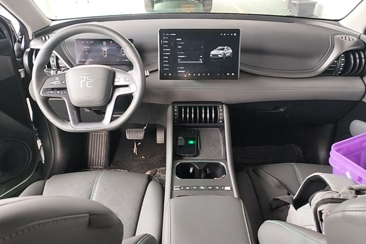 Used BYD Yuan PLUS 2025 Intelligent Driving Version 510 KM Beyond-Grade Edition Center Console