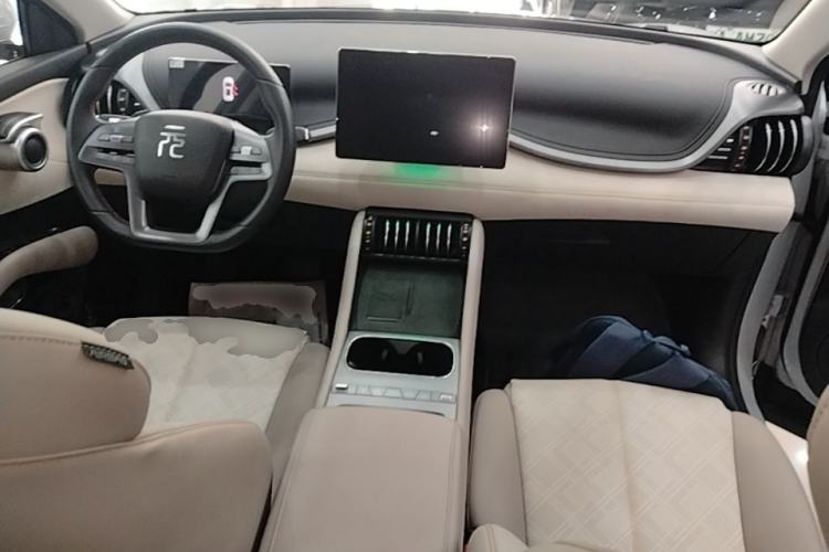 Used BYD Yuan PLUS 2025 Intelligent Driving Version 510 KM Beyond-Grade Edition Center Console