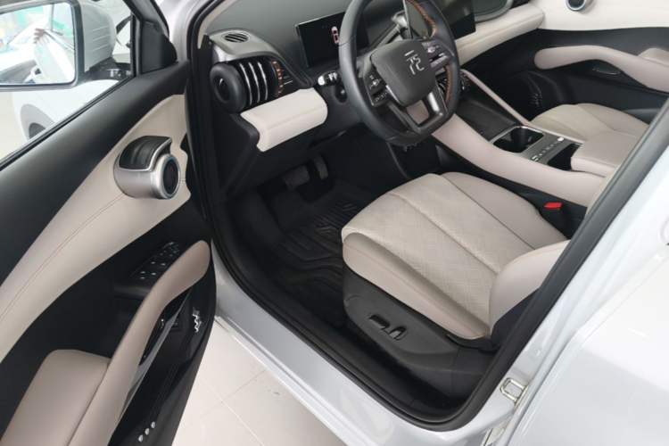 Used BYD Yuan PLUS 2025 Intelligent Driving Version 510 KM Beyond-Grade Edition Driver Seat