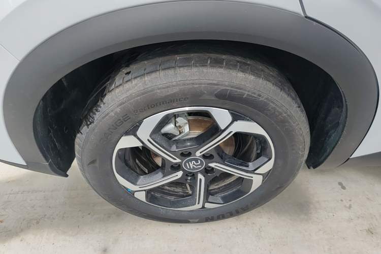 Used BYD Yuan PLUS 2025 Intelligent Driving Version 510 km Leading Edition Exterior 5