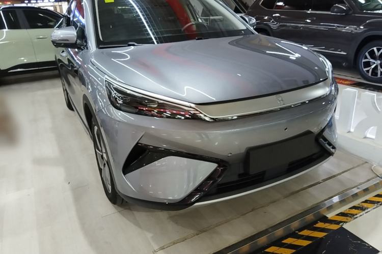 Used BYD Yuan PLUS 2025 Intelligent Driving Version 510 KM Beyond-Grade Edition Front Right 45 Deg