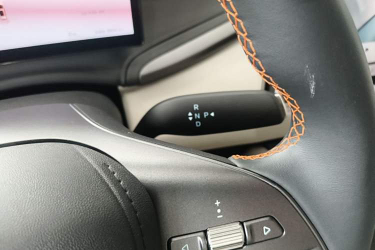 Used BYD Yuan PLUS 2025 Intelligent Driving Version 510 KM Beyond-Grade Edition Gear Lever