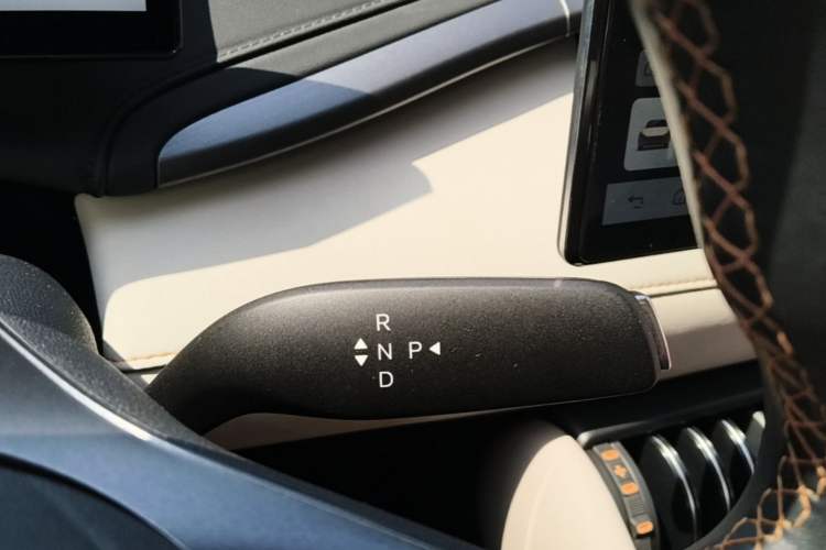 Used BYD Yuan PLUS 2025 Intelligent Driving Version 510 km Leading Edition Gear Lever