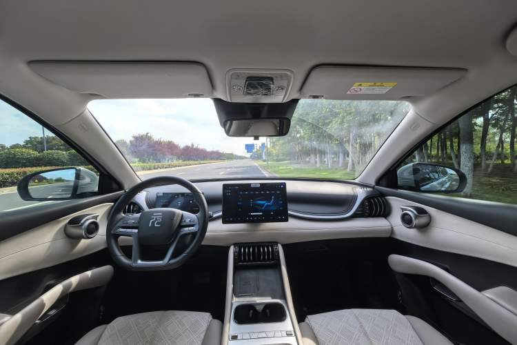 Used BYD Yuan PLUS 2025 Intelligent Driving Version 510 km Leading Edition Interior 6