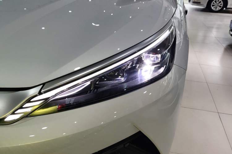 Used BYD Yuan PLUS 2025 Intelligent Driving Version 430 KM Beyond-Range Edition Left Front Headlight