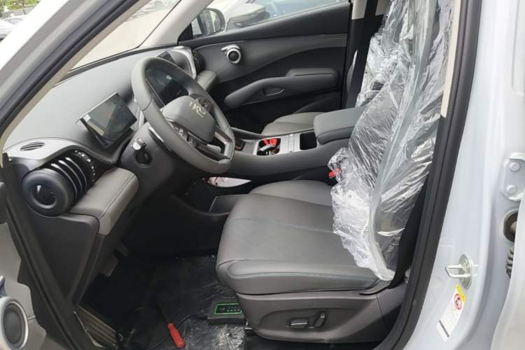 Used BYD Yuan PLUS 2025 Intelligent Driving Version 430 KM Beyond-Range Edition Left Front Seat