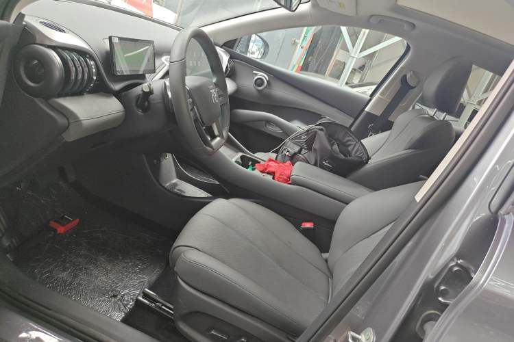 Used BYD Yuan PLUS 2025 Intelligent Driving Version 510 KM Beyond-Grade Edition Left Front Seat