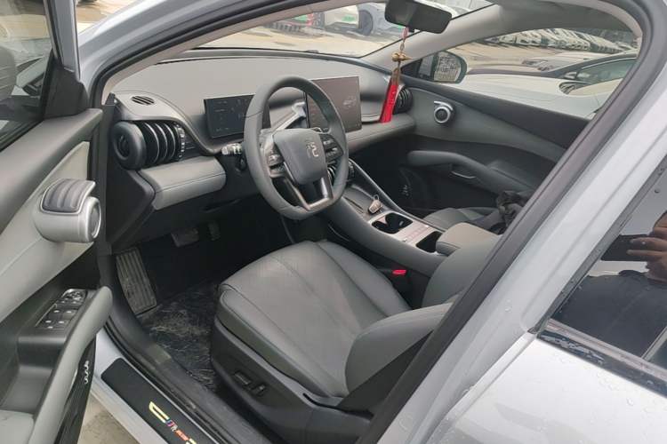 Used BYD Yuan PLUS 2025 Intelligent Driving Version 510 km Leading Edition Left Front Seat