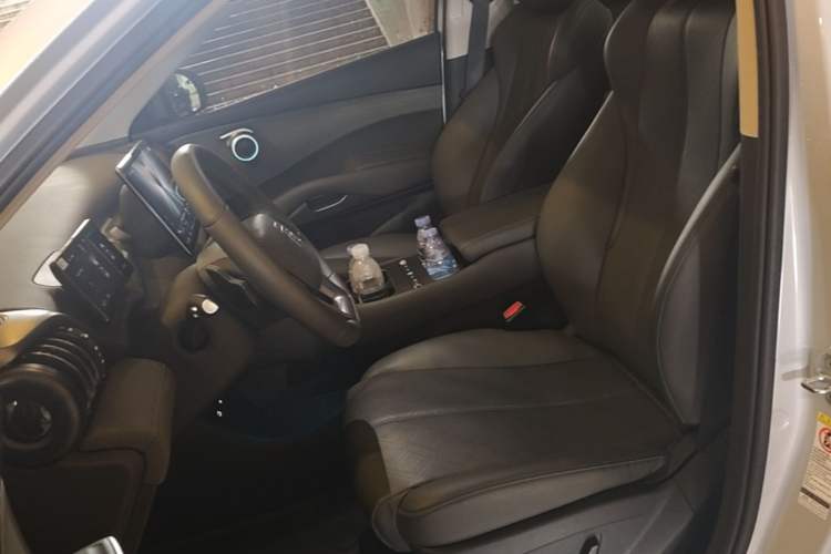 Used BYD Yuan PLUS 2025 Intelligent Driving Version 430 KM – Leading Edition Left Front Seat