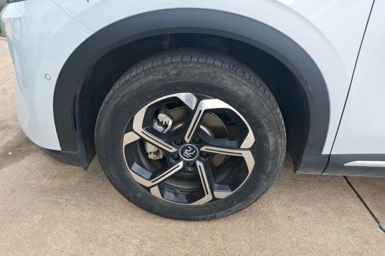 Used BYD Yuan PLUS 2025 Intelligent Driving Version 510 km Leading Edition Left Front Wheel Hub