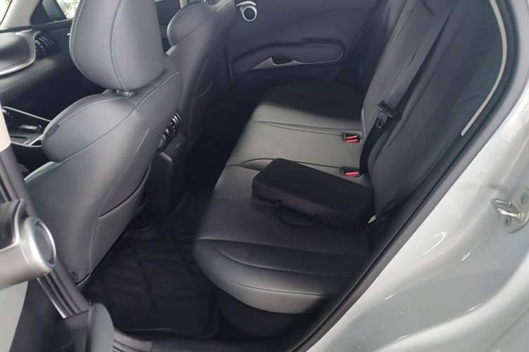 Used BYD Yuan PLUS 2025 Intelligent Driving Version 510 KM Beyond-Grade Edition Left Rear Seat