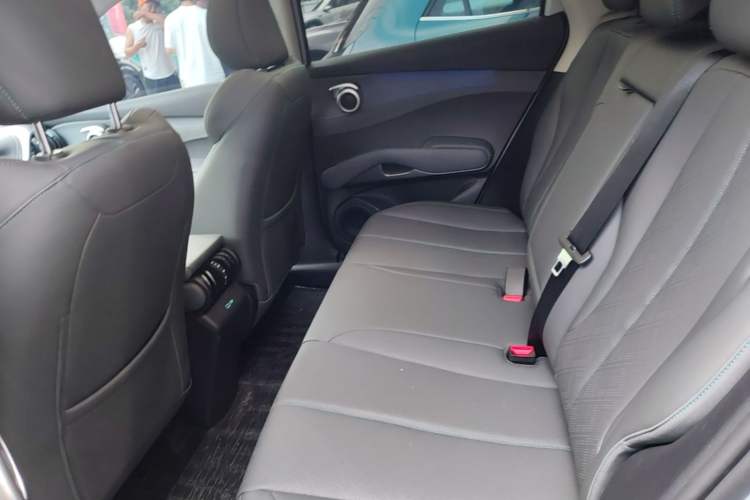 Used BYD Yuan PLUS 2025 Intelligent Driving Version 430 KM Beyond-Range Edition Left Rear Seat