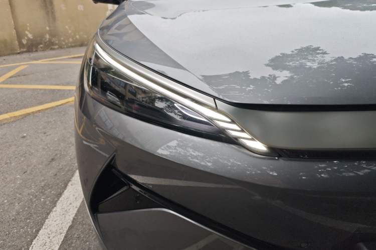 Used BYD Yuan PLUS 2025 Intelligent Driving Version 510 km Leading Edition Right Front Headlight