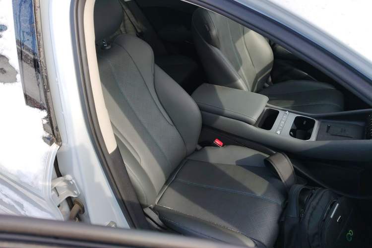 Used BYD Yuan PLUS 2025 Intelligent Driving Version 510 KM Beyond-Grade Edition Right Front Seat