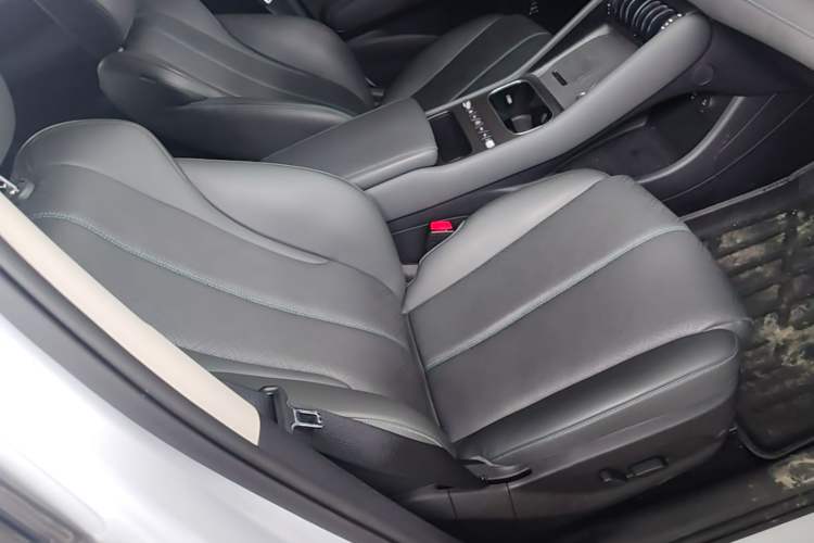 Used BYD Yuan PLUS 2025 Intelligent Driving Version 510 KM Beyond-Grade Edition Right Front Seat