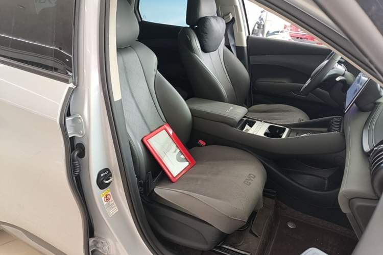 Used BYD Yuan PLUS 2025 Intelligent Driving Version 430 KM – Leading Edition Right Front Seat