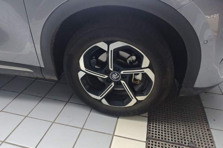 Used BYD Yuan PLUS 2025 Intelligent Driving Version 510 km Leading Edition Right Front Wheel Hub