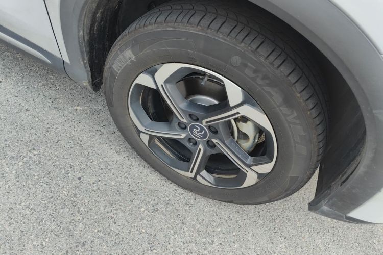 Used BYD Yuan PLUS 2025 Intelligent Driving Version 510 km Leading Edition Right Front Wheel Hub