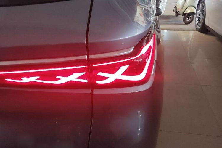 Used BYD Yuan PLUS 2025 Intelligent Driving Version 510 KM Beyond-Grade Edition Right Rear Taillight