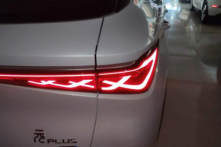 Used BYD Yuan PLUS 2025 Intelligent Driving Version 510 KM Beyond-Grade Edition Right Rear Taillight