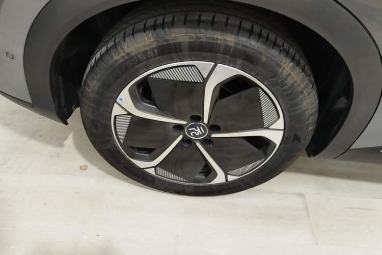 Used BYD Yuan PLUS 2025 Intelligent Driving Version 510 KM Beyond-Grade Edition Right Rear Wheel Hub