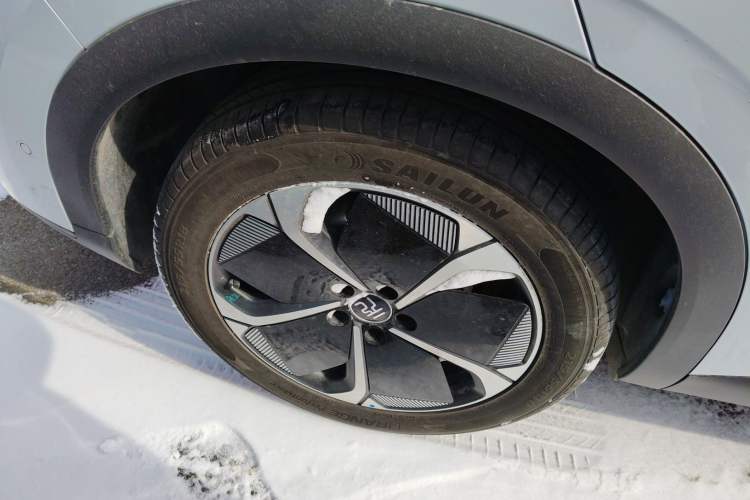 Used BYD Yuan PLUS 2025 Intelligent Driving Version 510 KM Beyond-Grade Edition Right Rear Wheel Hub