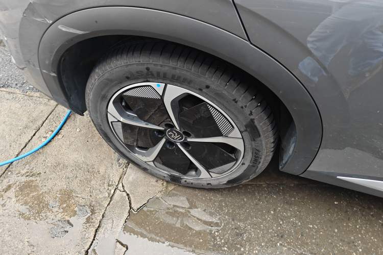 Used BYD Yuan PLUS 2025 Intelligent Driving Version 510 KM Beyond-Grade Edition Right Rear Wheel Hub