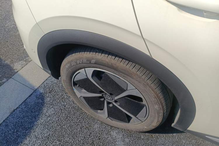 Used BYD Yuan PLUS 2025 Intelligent Driving Version 510 KM Beyond-Grade Edition Right Rear Wheel Hub