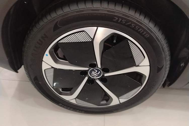 Used BYD Yuan PLUS 2025 Intelligent Driving Version 510 KM Beyond-Grade Edition Right Rear Wheel Hub
