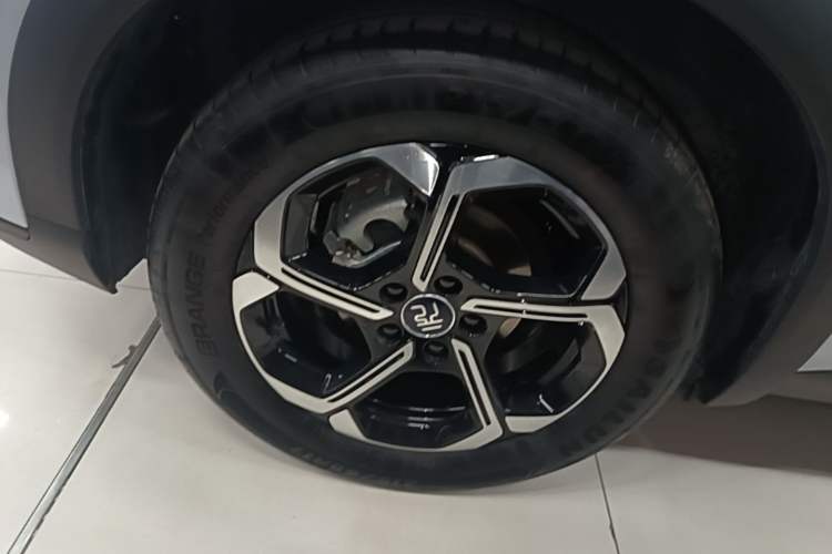 Used BYD Yuan PLUS 2025 Intelligent Driving Version 510 km Leading Edition Right Rear Wheel Hub
