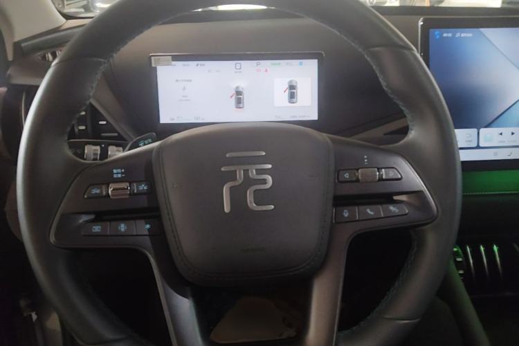 Used BYD Yuan PLUS 2025 Intelligent Driving Version 510 KM Beyond-Grade Edition Steering Wheel