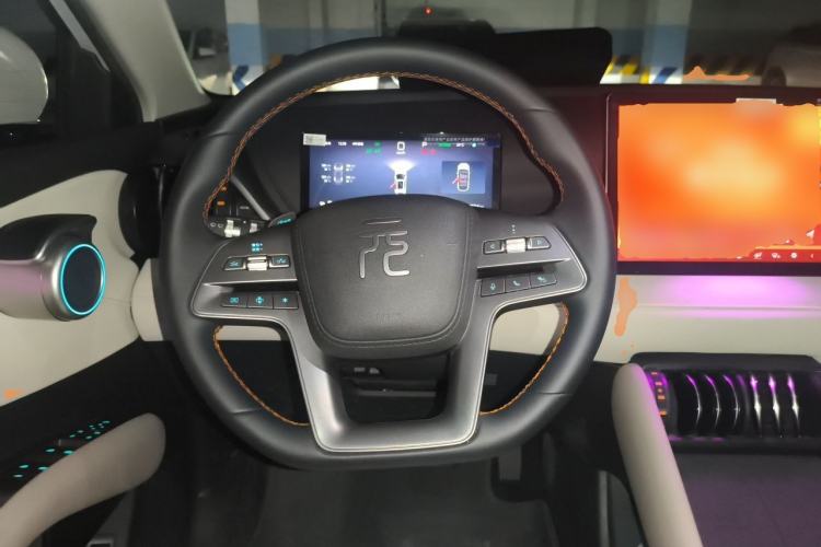 Used BYD Yuan PLUS 2025 Intelligent Driving Version 510 KM Beyond-Grade Edition Steering Wheel